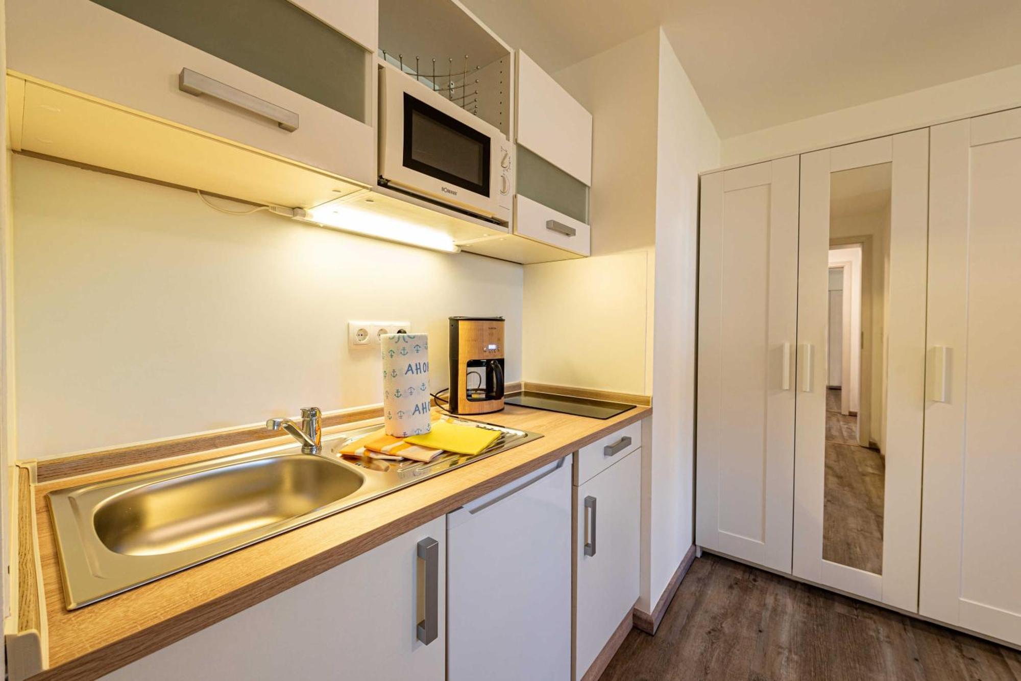 Selliner Ferienappartements Mit Balkon Und Seeblick Экстерьер фото